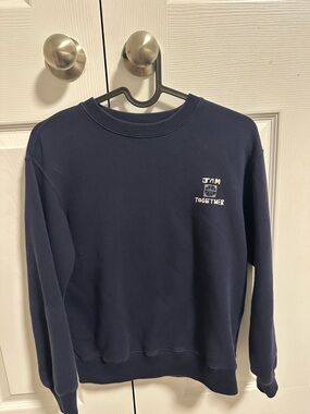 Uniqlo Navy Crewneck Sweatshirt (2 items)